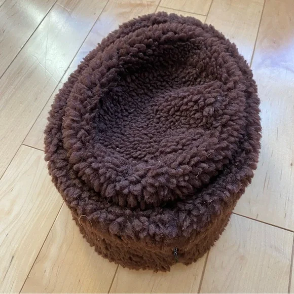 Women's Brown Fleece Hat - Picture 6 of 9